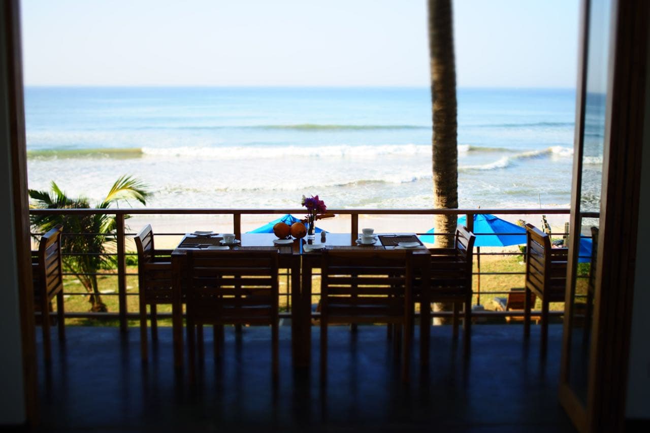 Ocean breakfast table